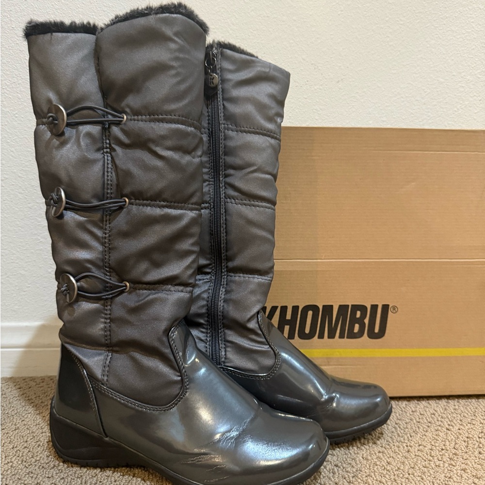 Khombu Women's Gray Winter Boots